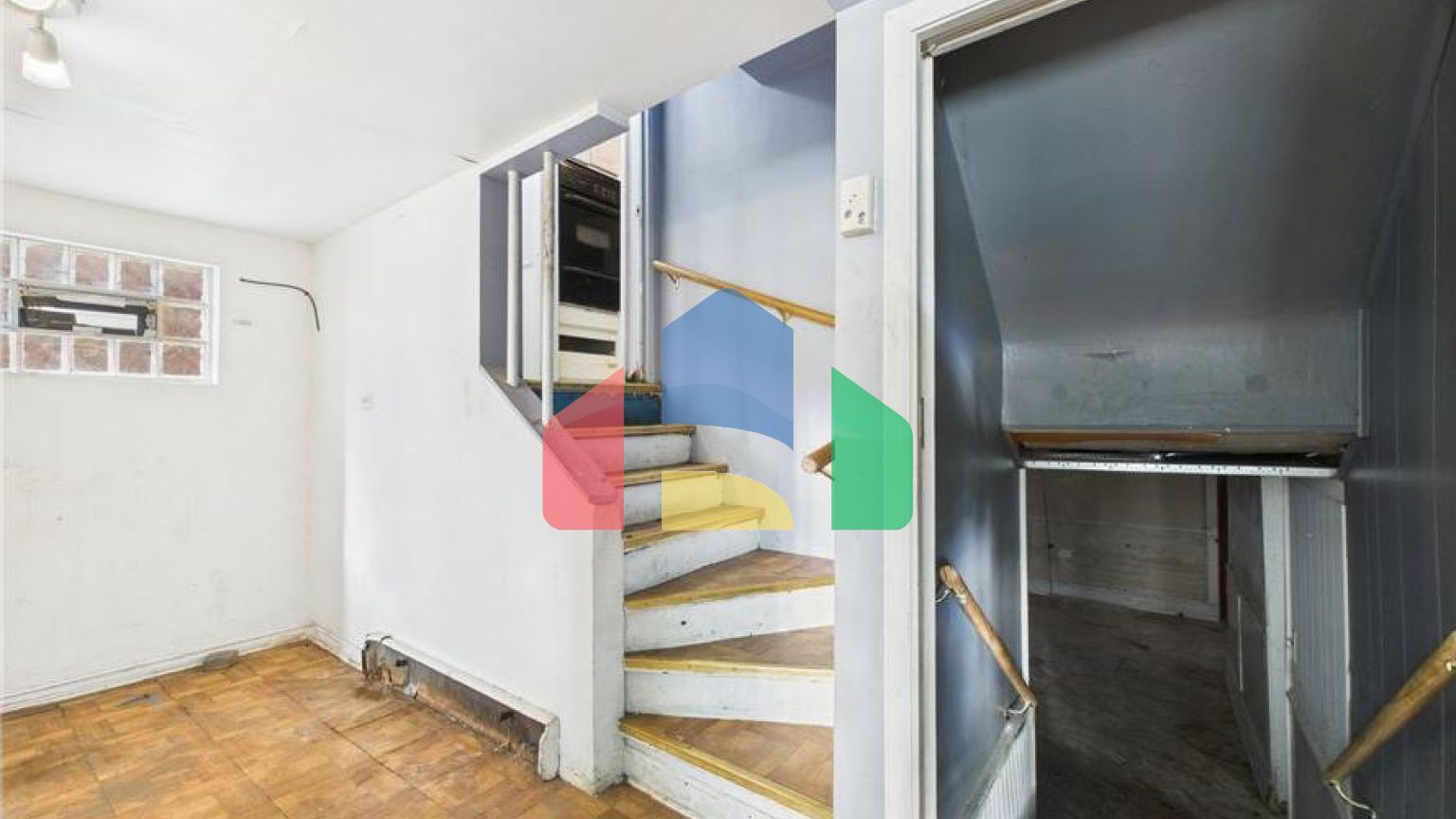 Residential - Single Family Home - Chicago, Illinois, United States - United States