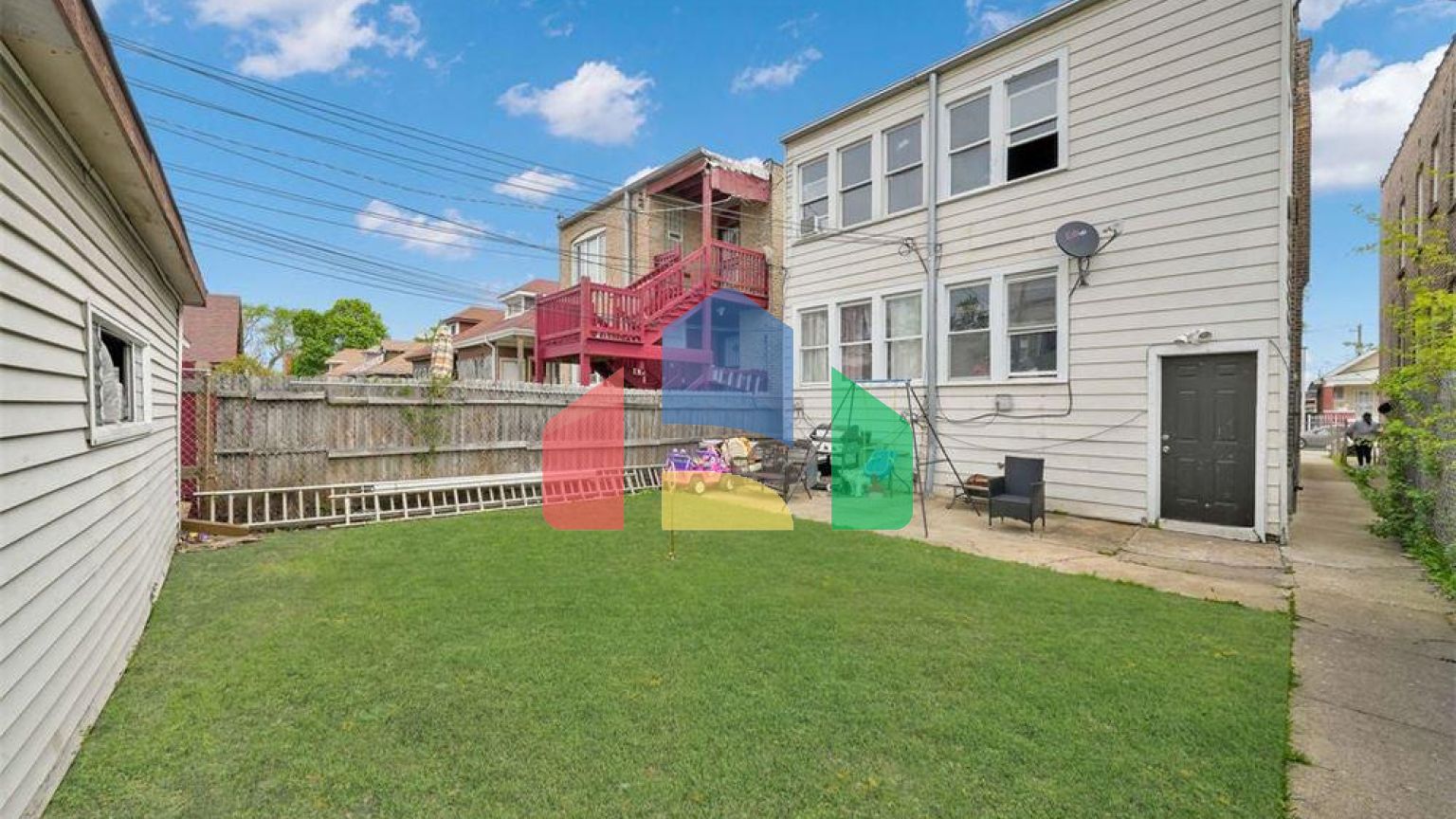 Residential - Multi-Family - Chicago, Illinois, United States - United States