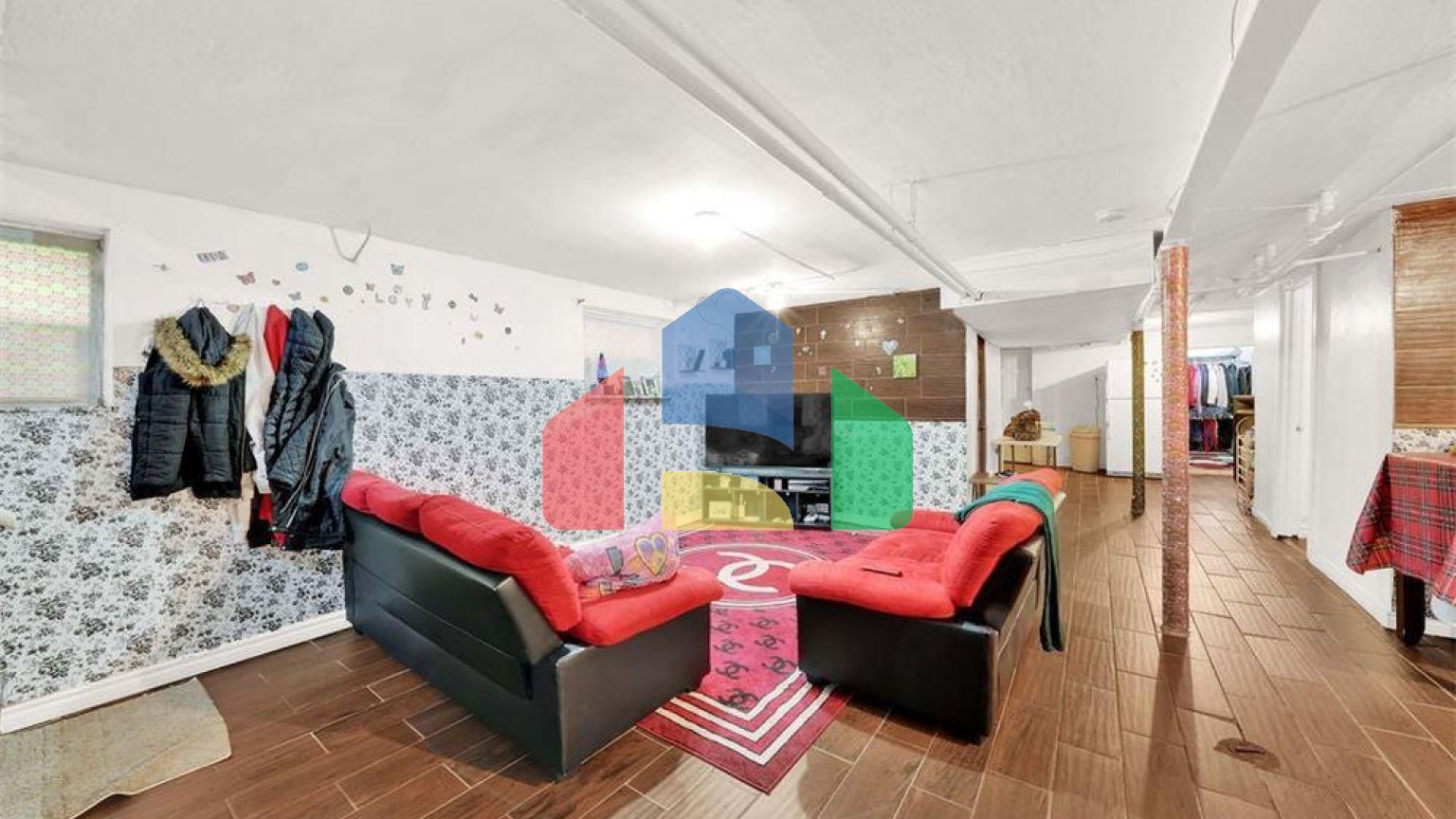 Residential - Multi-Family - Chicago, Illinois, United States - United States