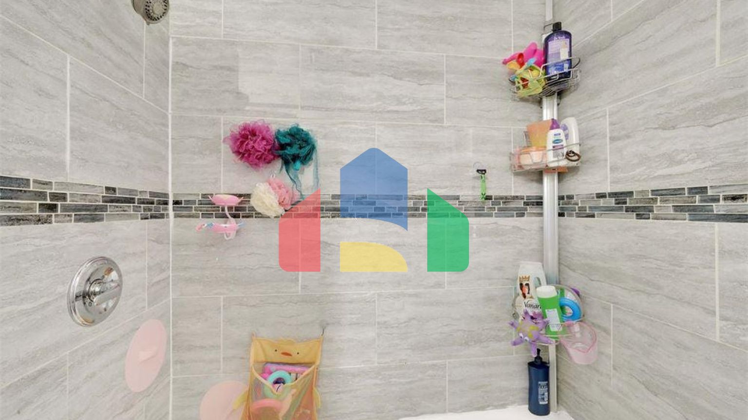 Residential - Multi-Family - Chicago, Illinois, United States - United States