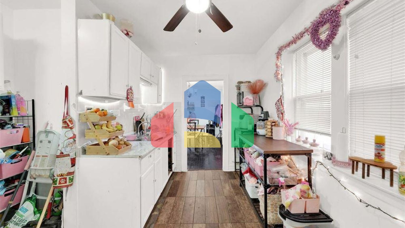 Residential - Multi-Family - Chicago, Illinois, United States - United States