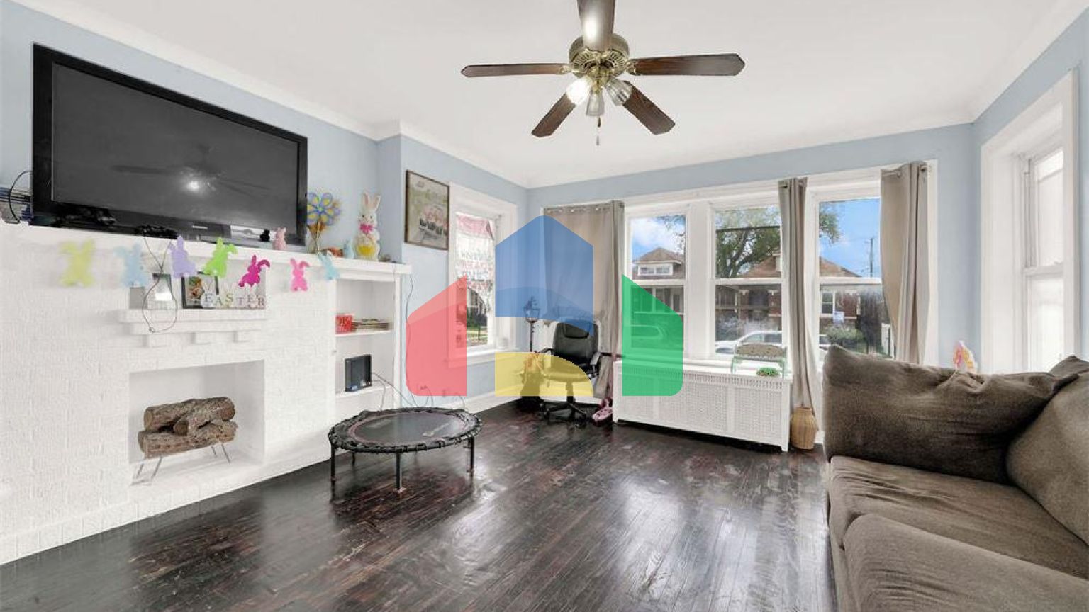 Residential - Multi-Family - Chicago, Illinois, United States - United States