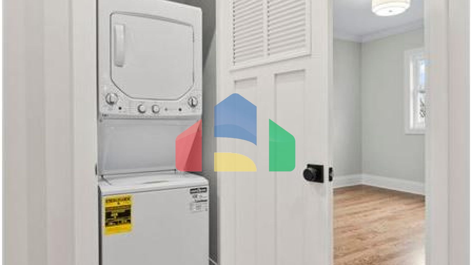 Residential - Single Family Home - Chicago, Illinois, United States - United States