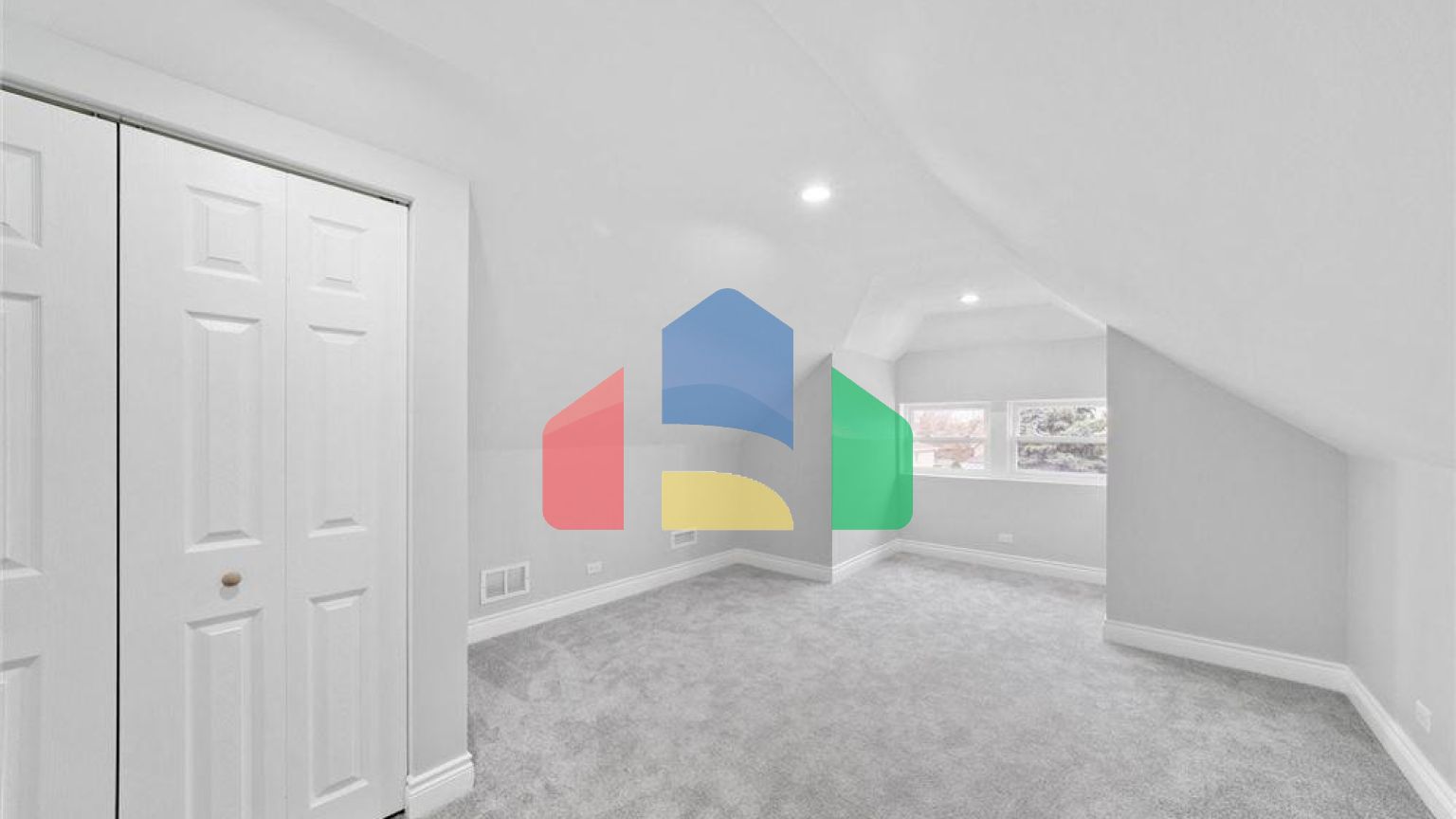 Residential - Single Family Home - Chicago, Illinois, United States - United States