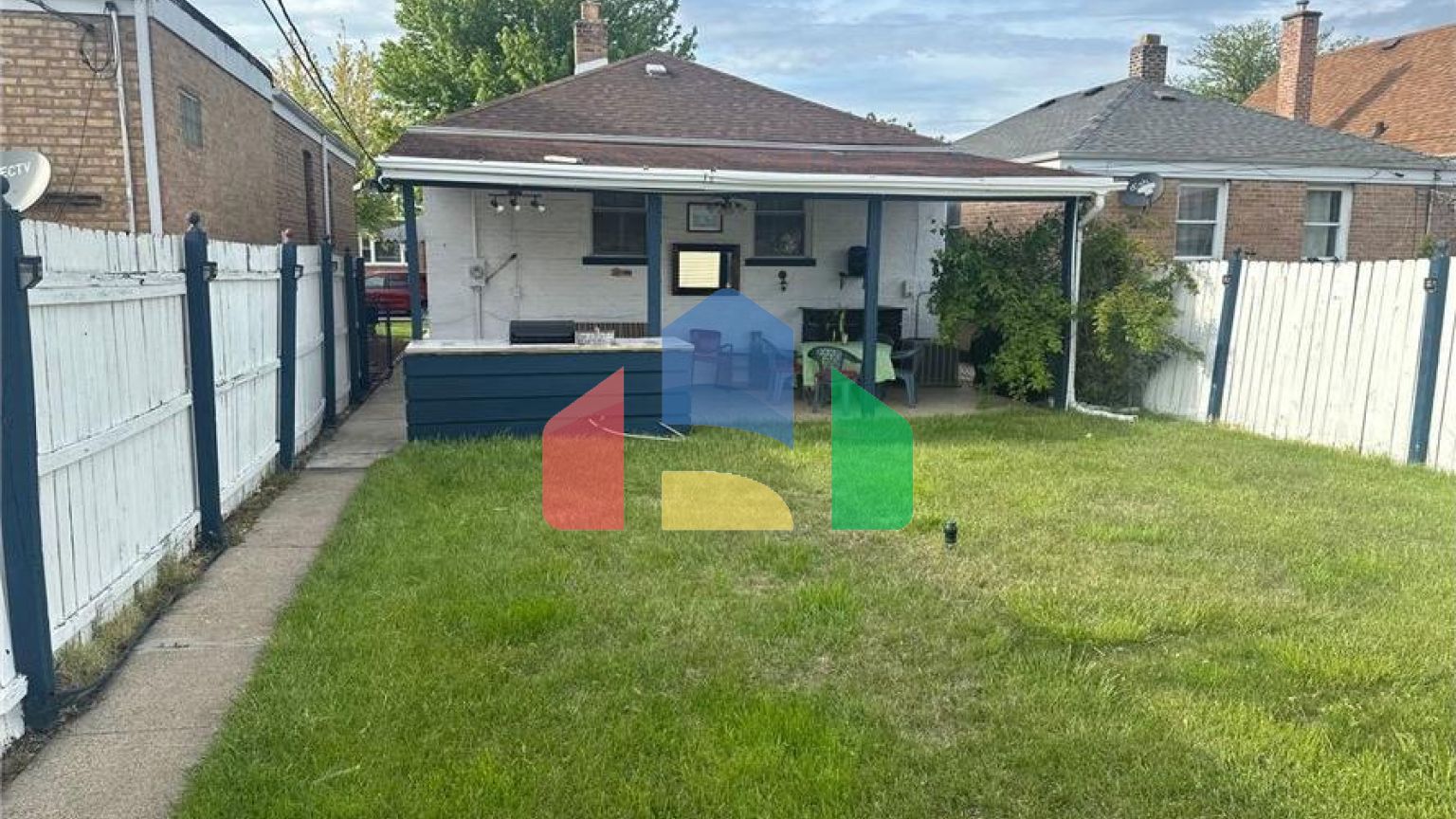 Residential - Single Family Home - Chicago, Illinois, United States - United States