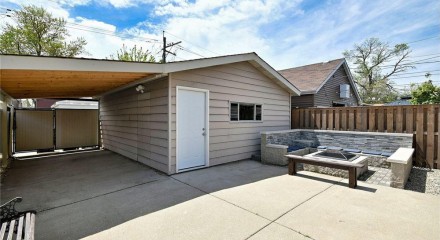 Residential - Single Family Home - Chicago, Illinois, United States - United States