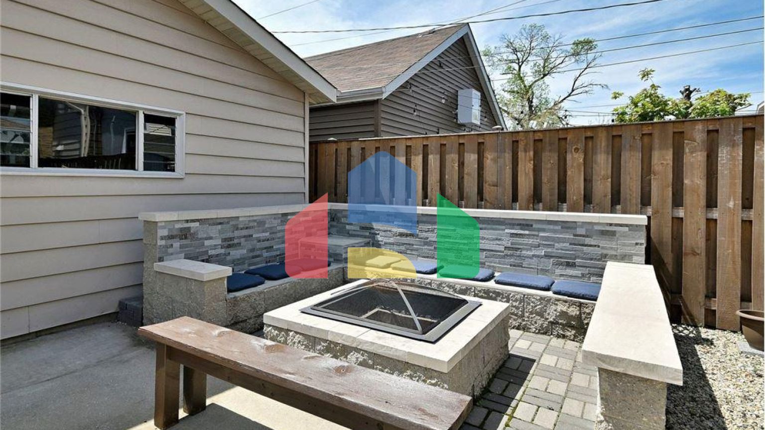 Residential - Single Family Home - Chicago, Illinois, United States - United States