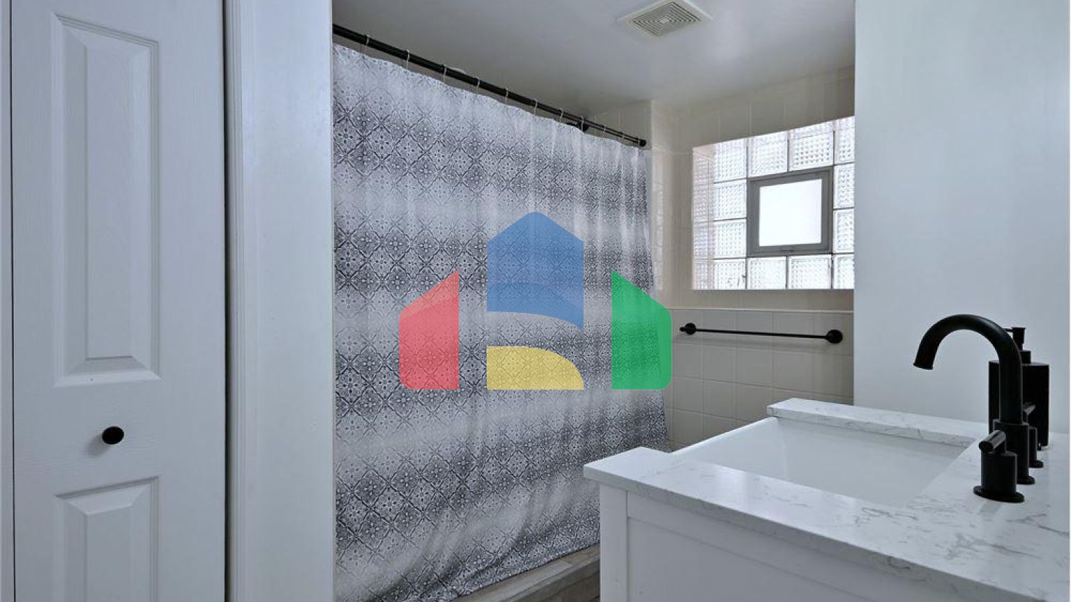 Residential - Single Family Home - Chicago, Illinois, United States - United States