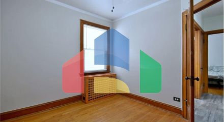 Residential - Single Family Home - Chicago, Illinois, United States - United States Residential - Single Family Home - Chicago, Illinois, United States - United States