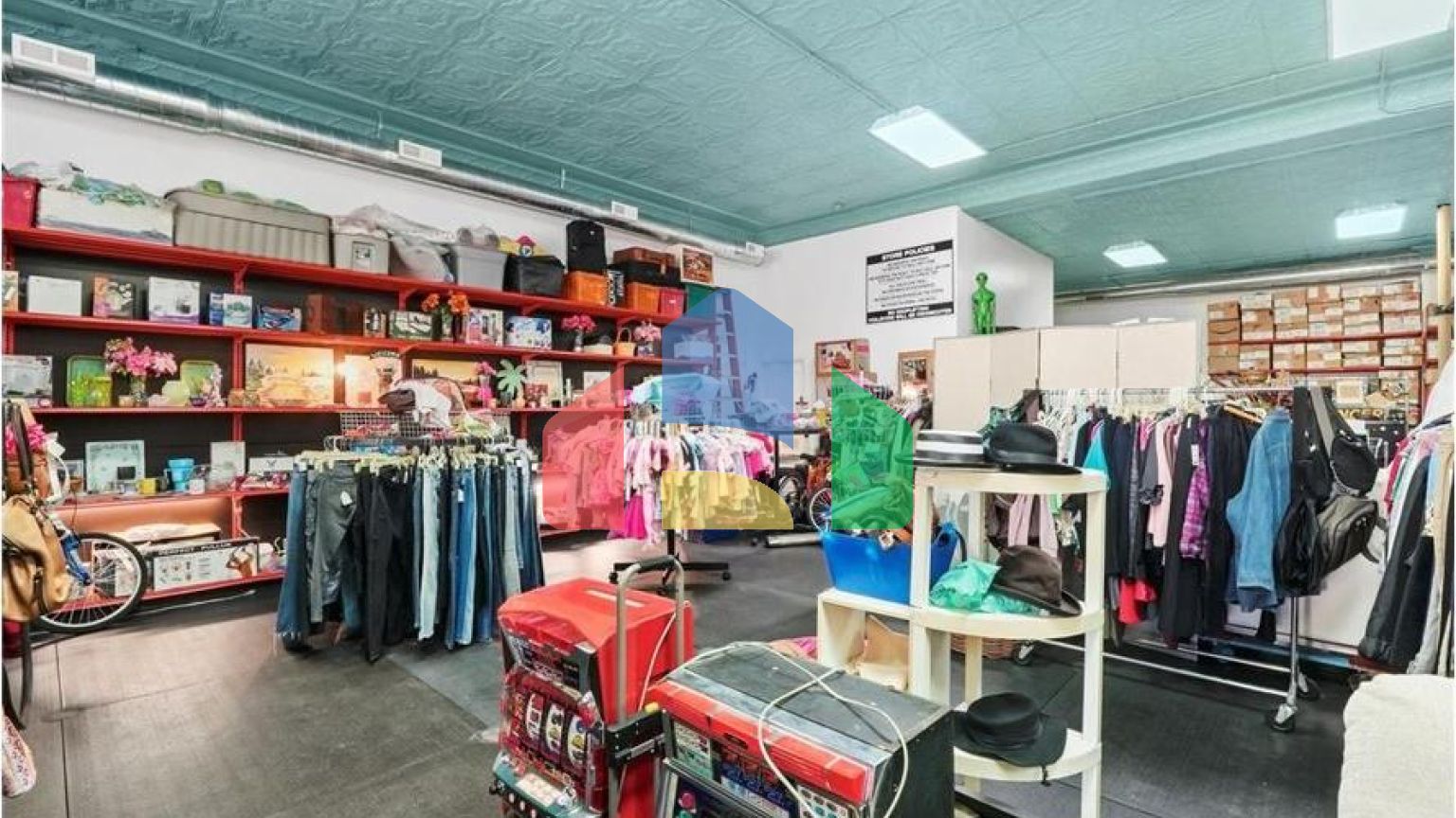 Commercial - Commercial/Retail - Chicago, Illinois, United States - United States