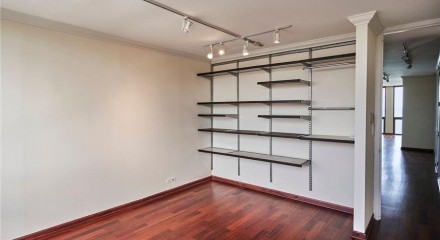 Residential - Condo/Apartment - Chicago, Illinois, United States - United States