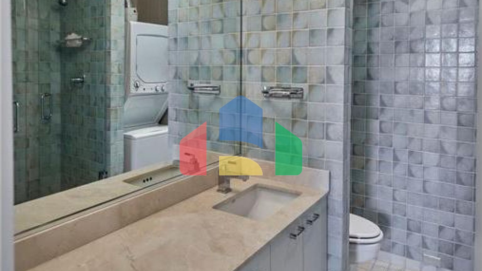 Residential - Condo/Apartment - Chicago, Illinois, United States - United States