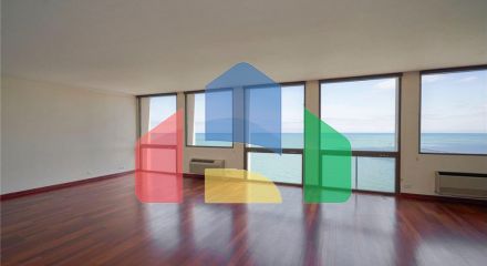 Residential - Condo/Apartment - Chicago, Illinois, United States - United States