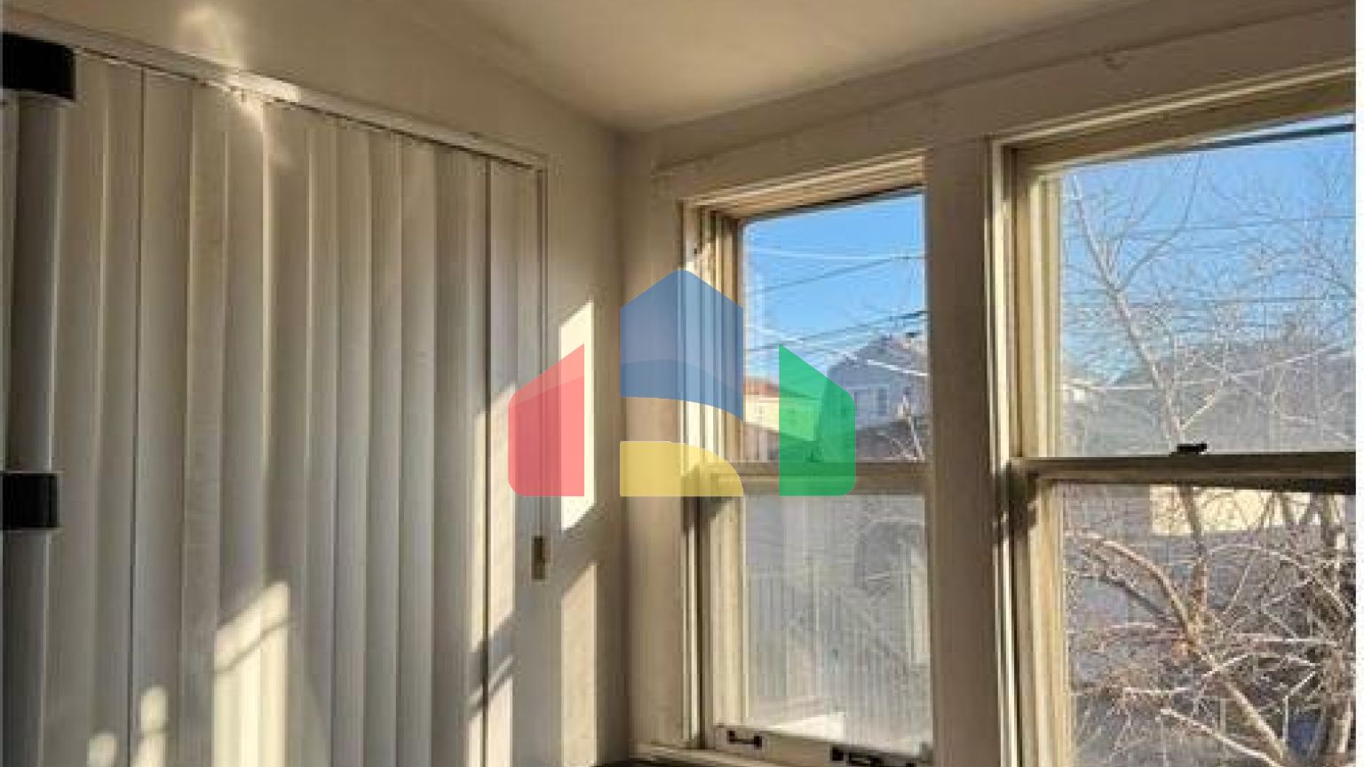 Residential - Single Family Home - Chicago, Illinois, United States - United States