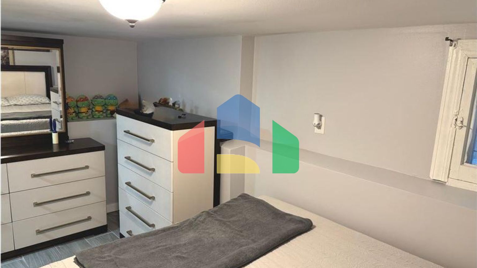 Residential - Single Family Home - Chicago, Illinois, United States - United States