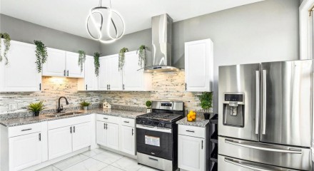Residential - Multi-Family - Chicago, Illinois, United States - United States