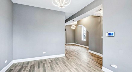 Residential - Multi-Family - Chicago, Illinois, United States - United States