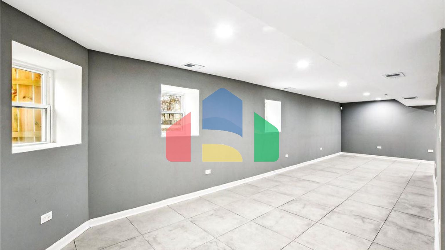 Residential - Multi-Family - Chicago, Illinois, United States - United States