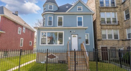 Residential - Single Family Home - Chicago, Illinois, United States - United States