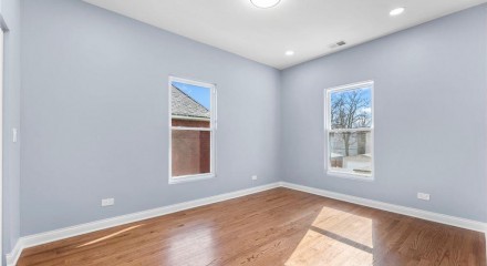 Residential - Single Family Home - Chicago, Illinois, United States - United States