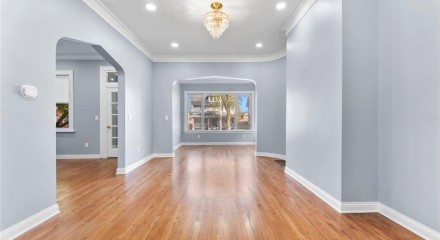 Residential - Single Family Home - Chicago, Illinois, United States - United States