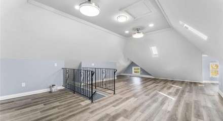 Residential - Single Family Home - Chicago, Illinois, United States - United States