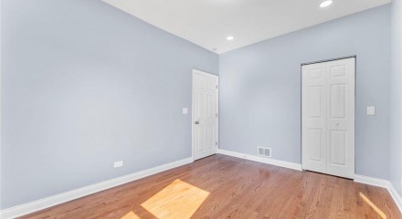 Residential - Single Family Home - Chicago, Illinois, United States - United States