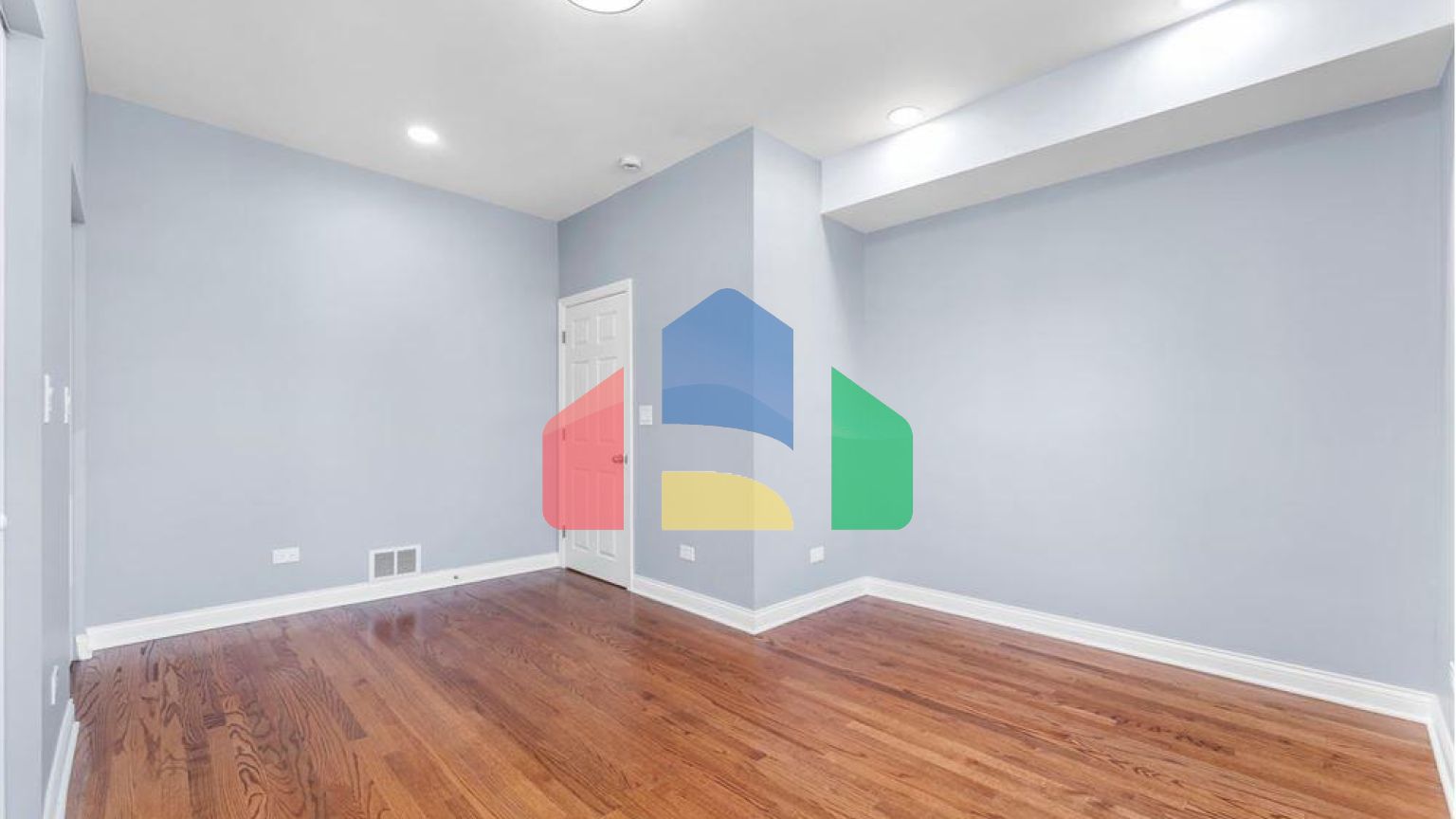 Residential - Single Family Home - Chicago, Illinois, United States - United States