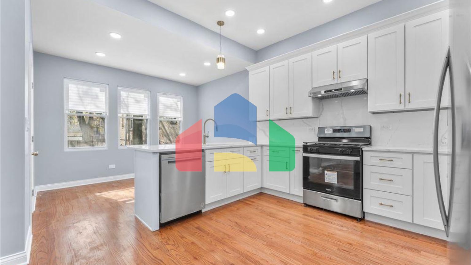 Residential - Single Family Home - Chicago, Illinois, United States - United States