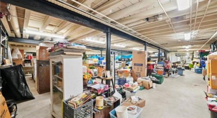 Commercial - Commercial/Retail - Chicago, Illinois, United States - United States