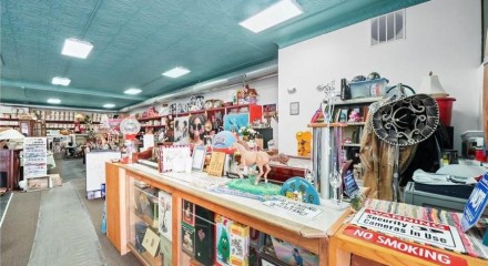 Commercial - Commercial/Retail - Chicago, Illinois, United States - United States