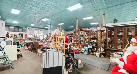 Commercial - Commercial/Retail - Chicago, Illinois, United States - United States