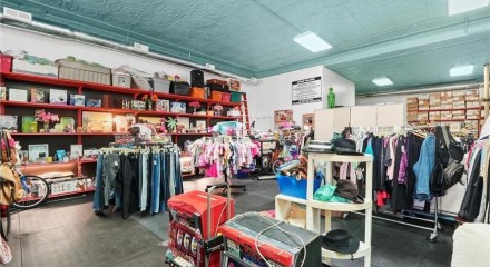 Commercial - Commercial/Retail - Chicago, Illinois, United States - United States
