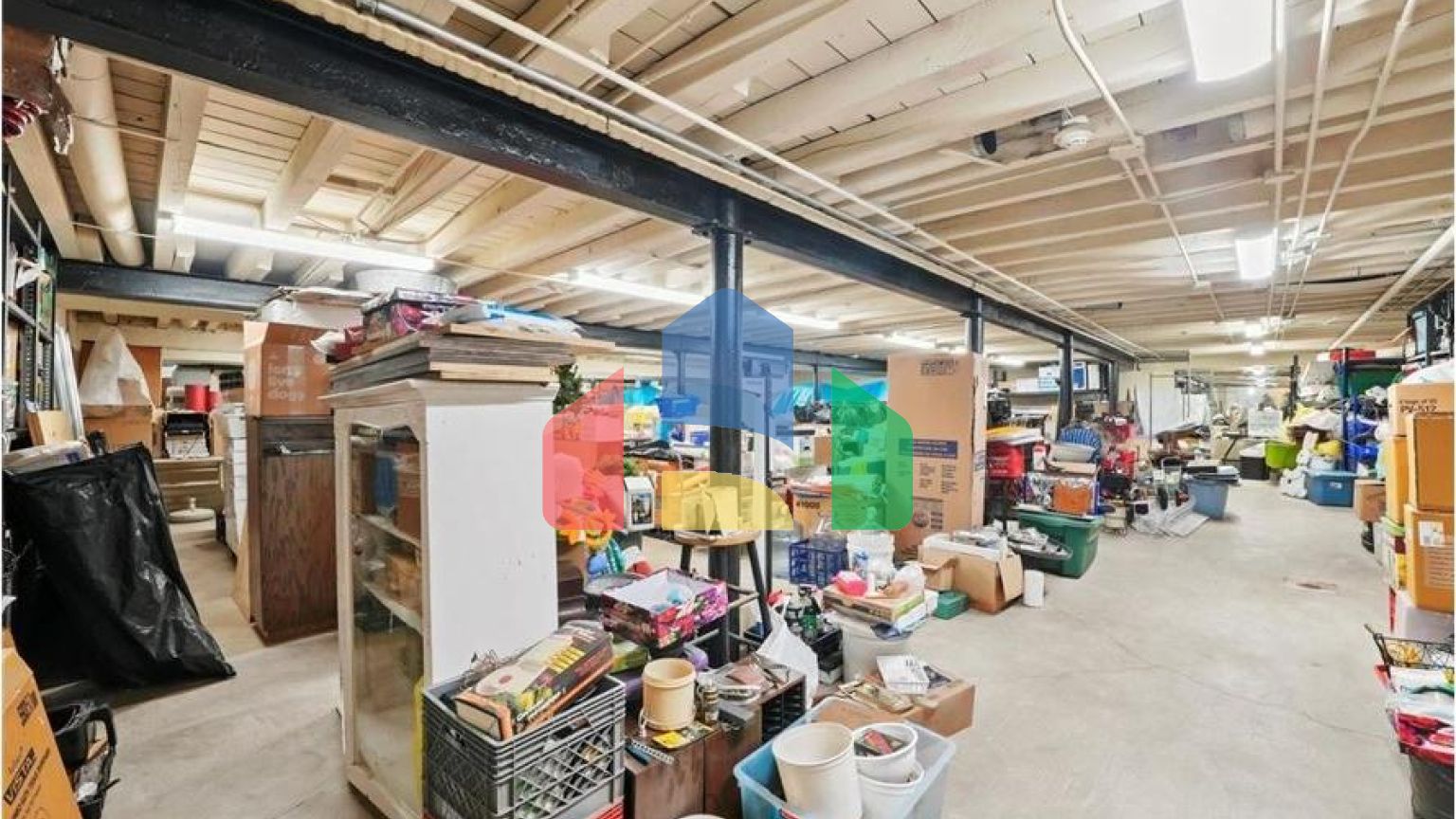 Commercial - Commercial/Retail - Chicago, Illinois, United States - United States