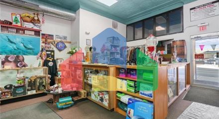 Commercial - Commercial/Retail - Chicago, Illinois, United States - United States