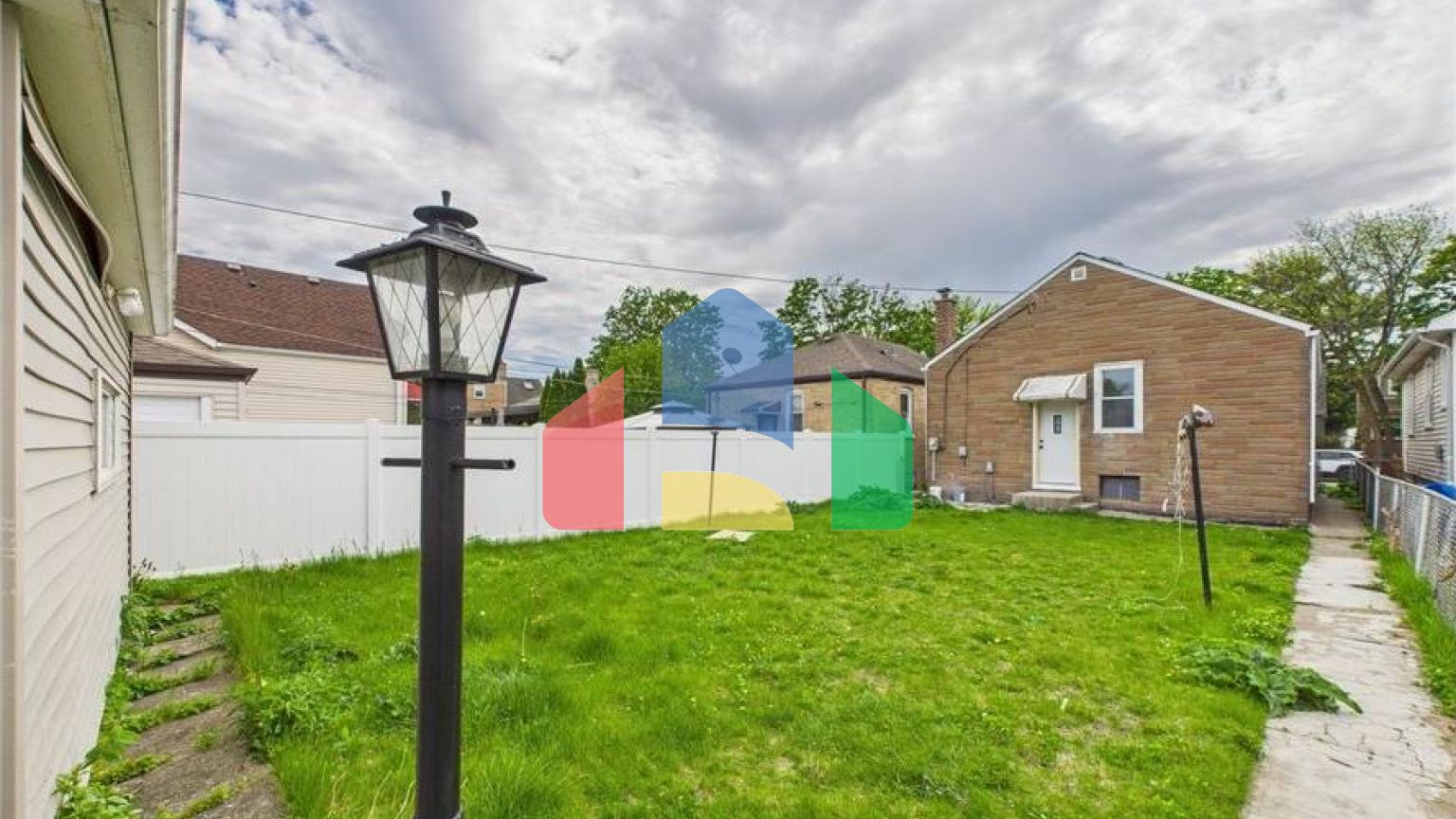 Residential - Single Family Home - Chicago, Illinois, United States - United States