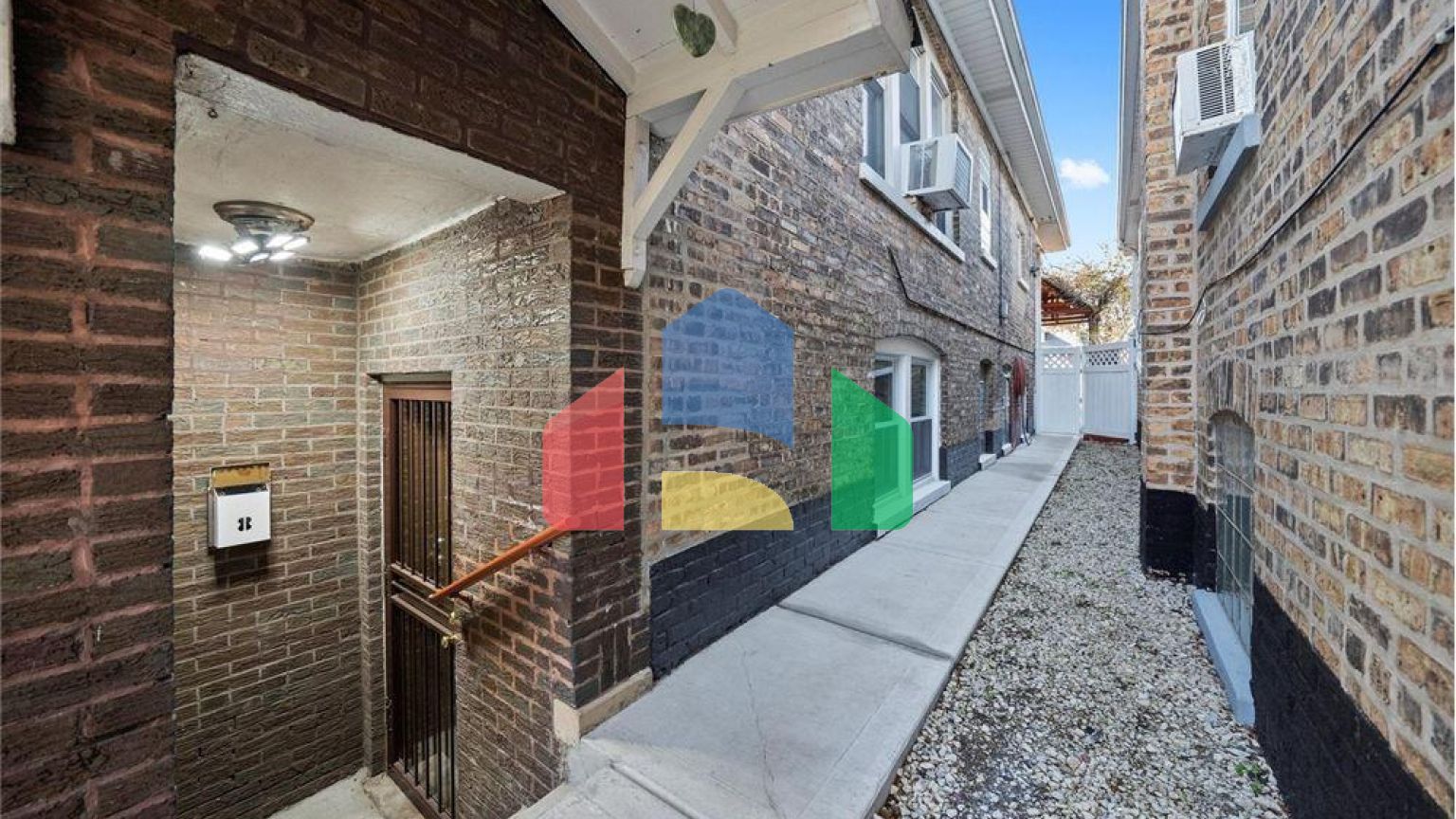 Residential - Single Family Home - Chicago, Illinois, United States - United States