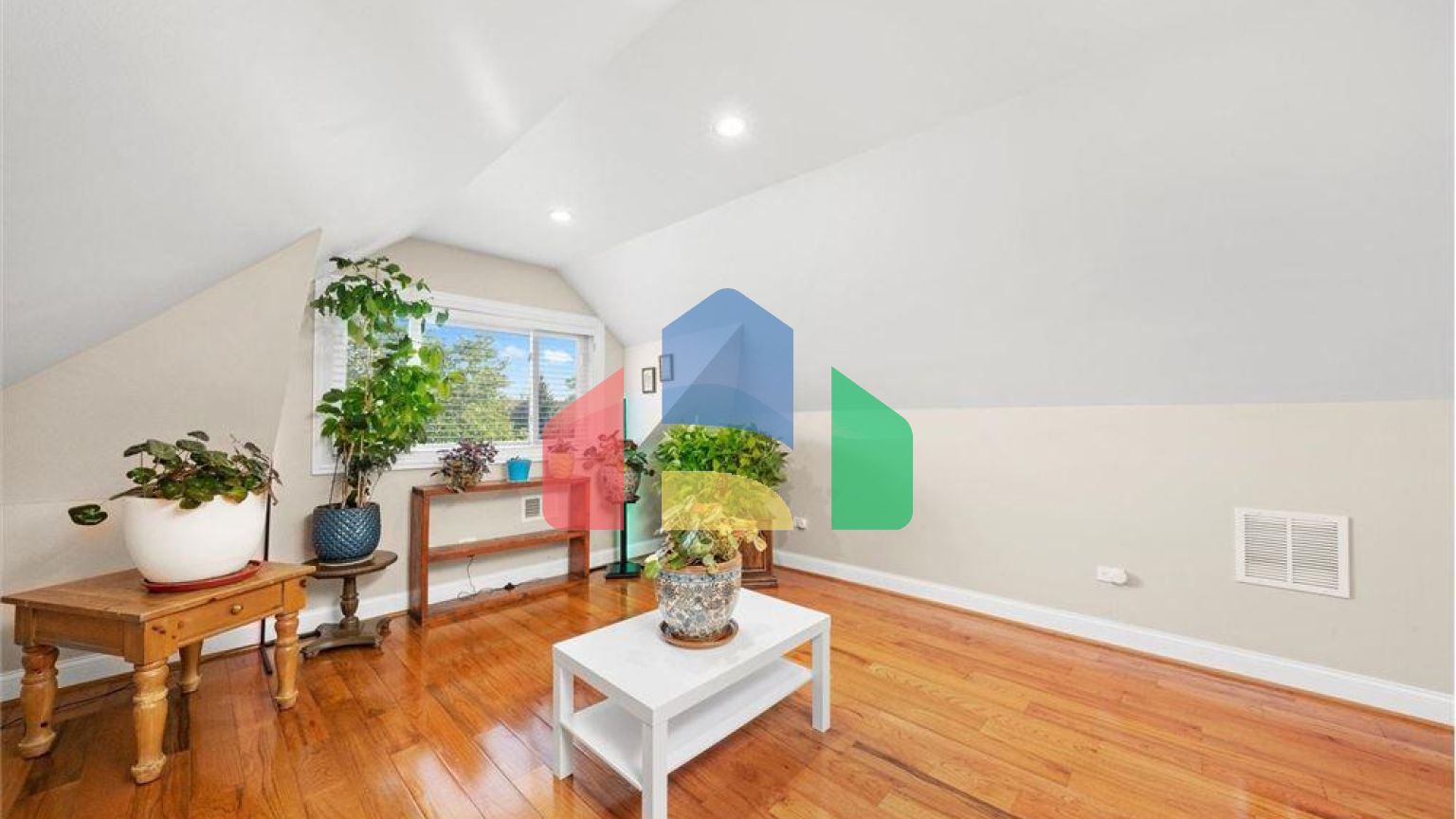 Residential - Single Family Home - Chicago, Illinois, United States - United States