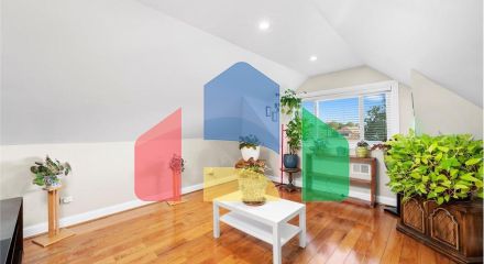 Residential - Single Family Home - Chicago, Illinois, United States - United States