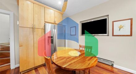 Residential - Single Family Home - Chicago, Illinois, United States - United States