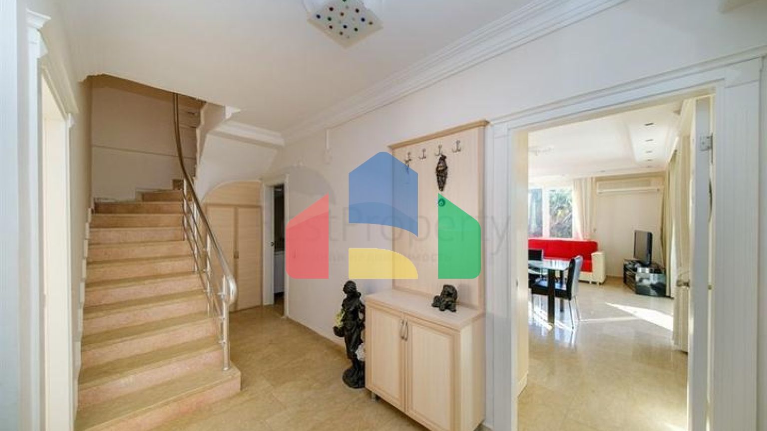 Пентхаус 3+1 с панорамными видами на море в районе Конаклы