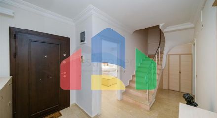 Пентхаус 3+1 с панорамными видами на море в районе Конаклы