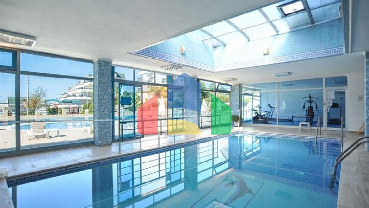 Пентхаус 3+1 с панорамными видами на море в районе Конаклы