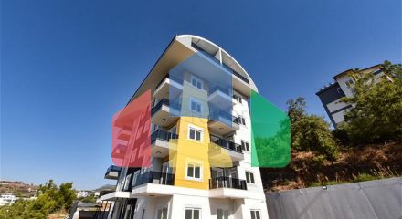 Пентхаус з видом на море в районі Конакли