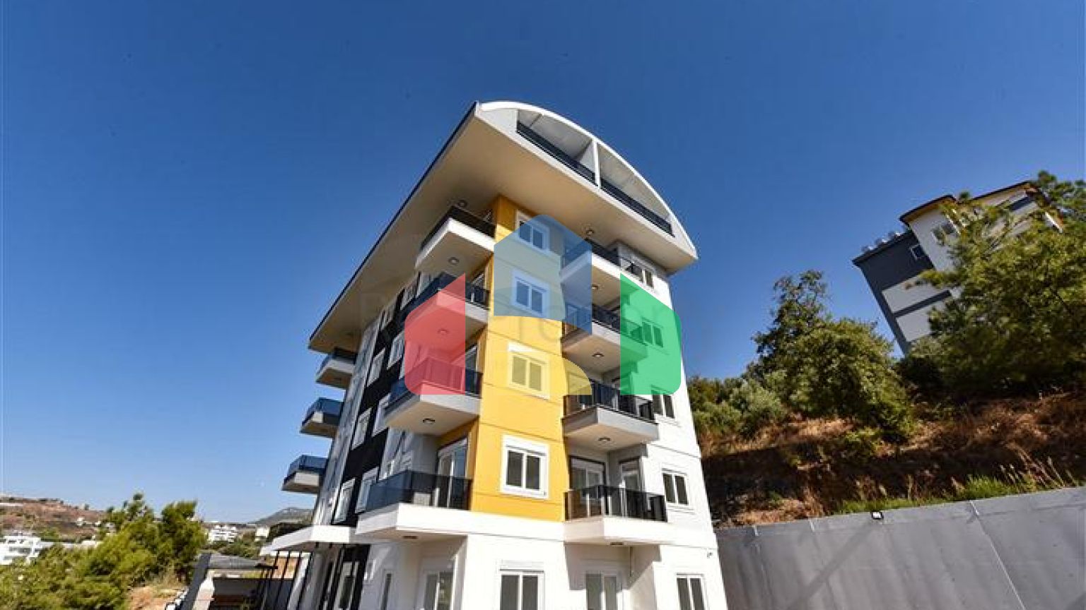 Квартира 1 + 1 в курортному районі Конакли