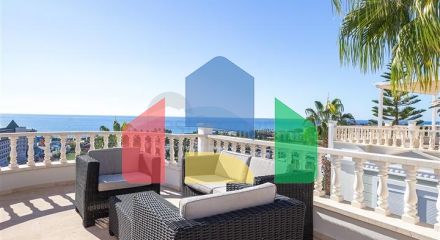 Роскошная вилла с видом на море в престижном районе Коналкы