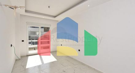 Трикімнатні апартаменти з окремою кухнею і можливістю отримати ВНЖ в районі Конакли