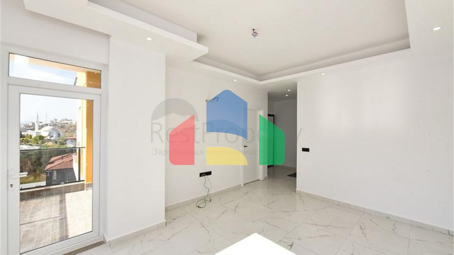 Трикімнатні апартаменти з окремою кухнею і можливістю отримати ВНЖ в районі Конакли