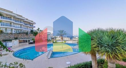 Просторный пентхаус планировкой 3+1 в районе Конаклы.