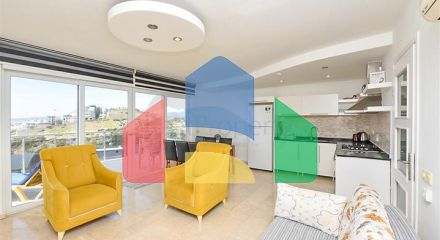 Просторный пентхаус планировкой 3+1 в районе Конаклы.